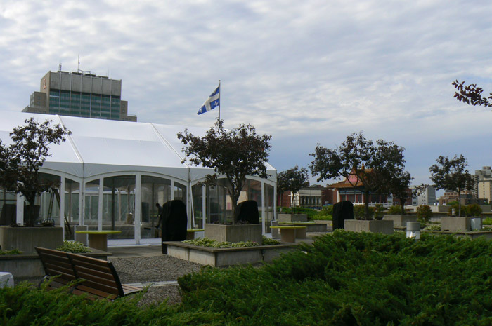 tents-clear-span-structures-event-tents-tentes-pour-evenements-structures